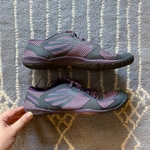 Merrell Women’s Barefoot Pace Glove Shoe | Size 9.5